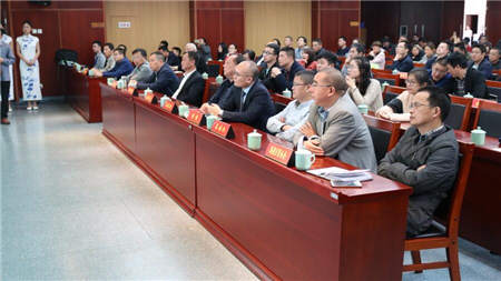 第十一届中国茶商大会盛大开幕，中国云谷务实推动茶产业转型升级